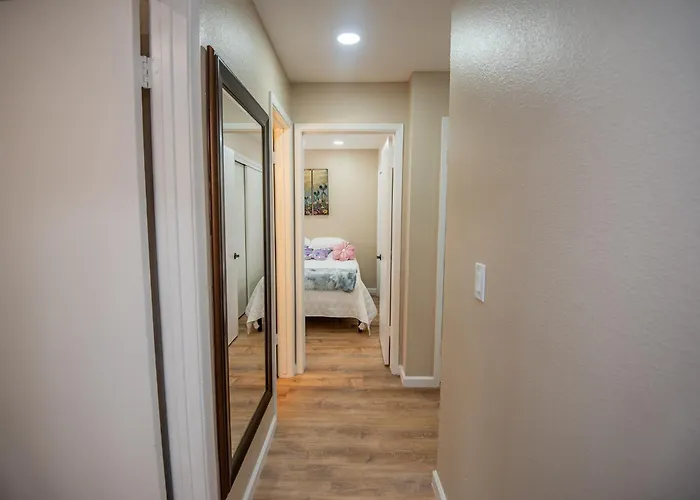 Holiday home 5 Star Luxury With Private Pool And Cozy Firepit Yuma