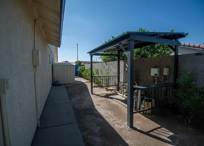 5 Star Luxury With Private Pool And Cozy Firepit Dom wakacyjny Yuma