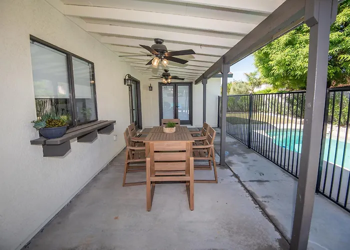 Dom wakacyjny 5 Star Luxury With Private Pool And Cozy Firepit